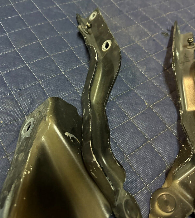 2016-2019 NISSAN TITAN XD LEFT RIGHT HOOD HINGE PAIR OEM