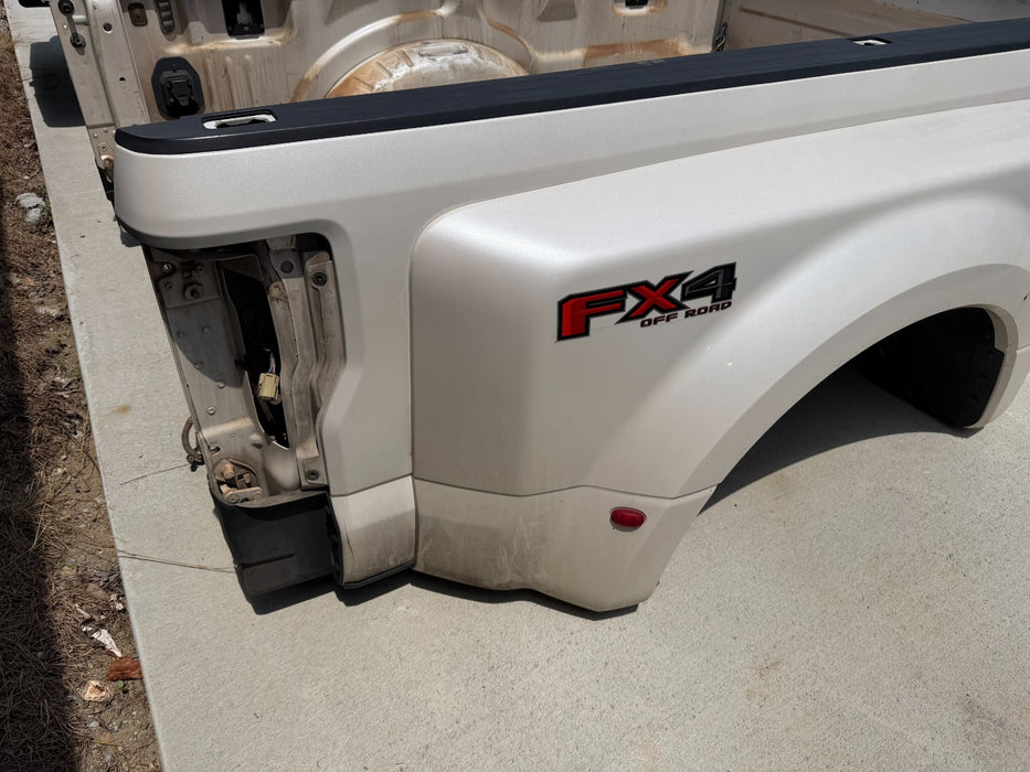 2017-2022 FORD F350 F450 PLATINUM DRW DUALLY LONG BED 8' METALLIC WHITE