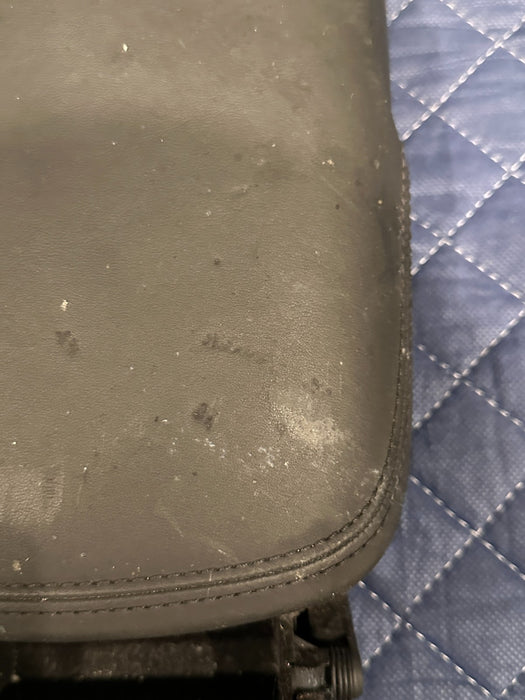 2014 AUDI R8 CENTER CONSOLE LEATHER STORAGE COMPARTMENT OEM 420 863 075 B ~FLAW~