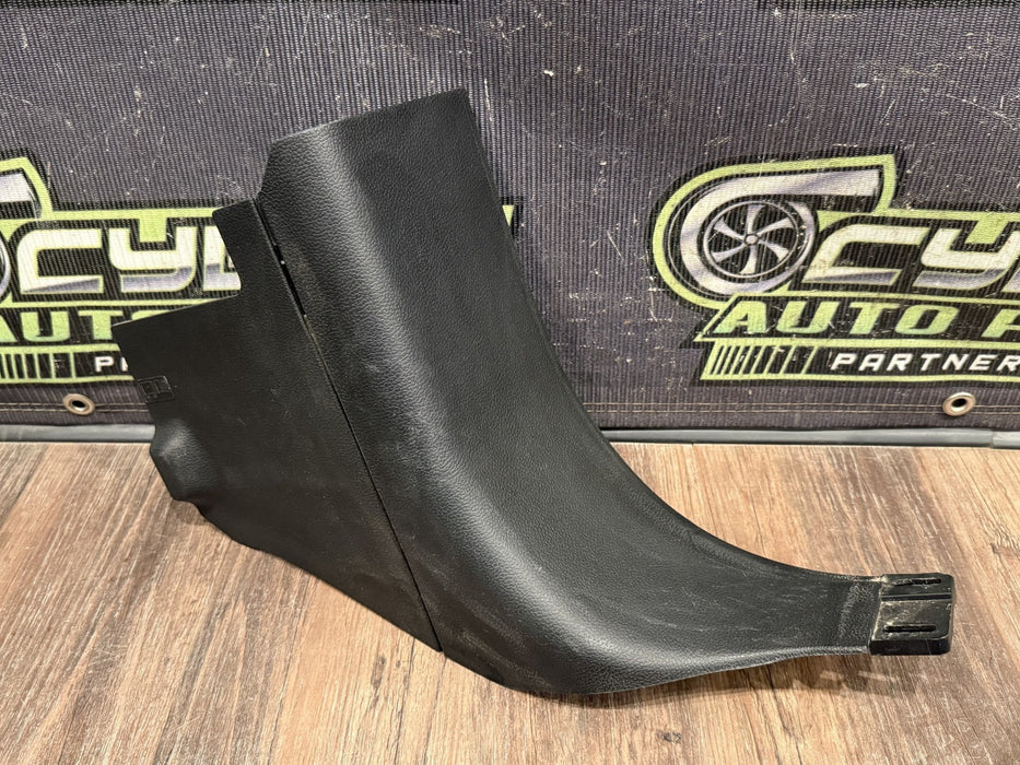 2017-2019 FORD F250 F350 F450 FRONT RIGHT KICK PANEL FUSE BOX COVER OEM *FLAWS*