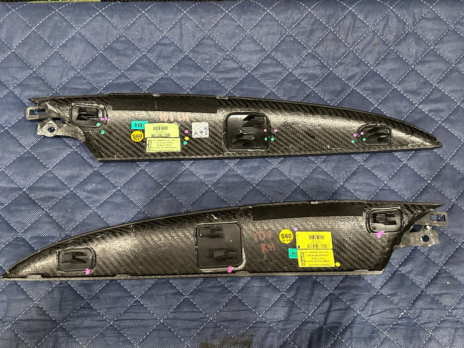 2014 AUDI R8 SPYDER LEFT RIGHT CARBON FIBER DOOR PANEL TRIM MOULDING 420 867 410