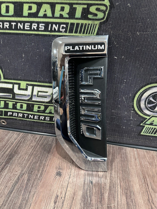 2017-2019 FORD F250 DRIVER LEFT PLATINUM CHROME FENDER EMBLEM BADGE OEM
