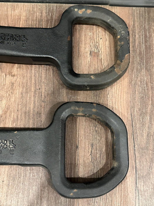 2022 DODGE RAM 2500 3500 LEFT RIGHT TOW HOOK PAIR OEM