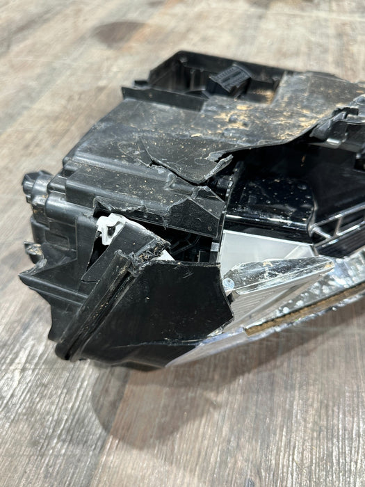 2017 AUDI R8 LEFT LED HEADLIGHT OEM *DAMAGED*