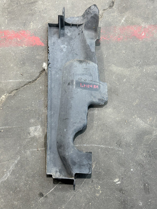 2017 NISSAN TITAN XD PRO 4X RIGHT RADIATOR AIR DUCT OEM 21468 EZ40A