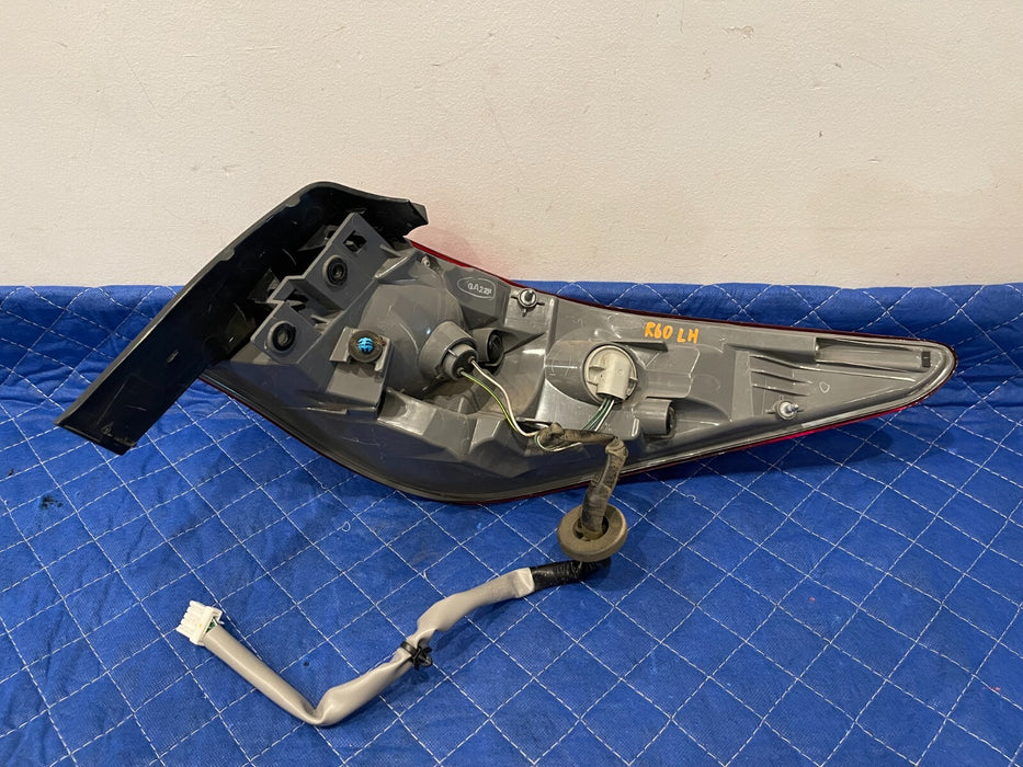 2017 INFINITI Q50 RED SPORT REAR DRIVER LEFT TAIL LIGHT OEM *MINOR SCRATCH*