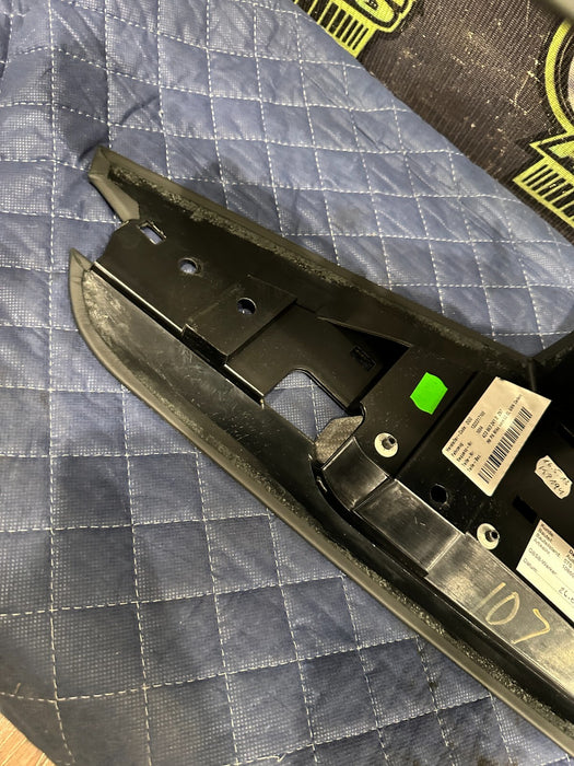 2014 AUDI R8 FRONT CENTER CONSOLE BASE OEM W/ CARBON FIBER TRIMS 423 863 241 D