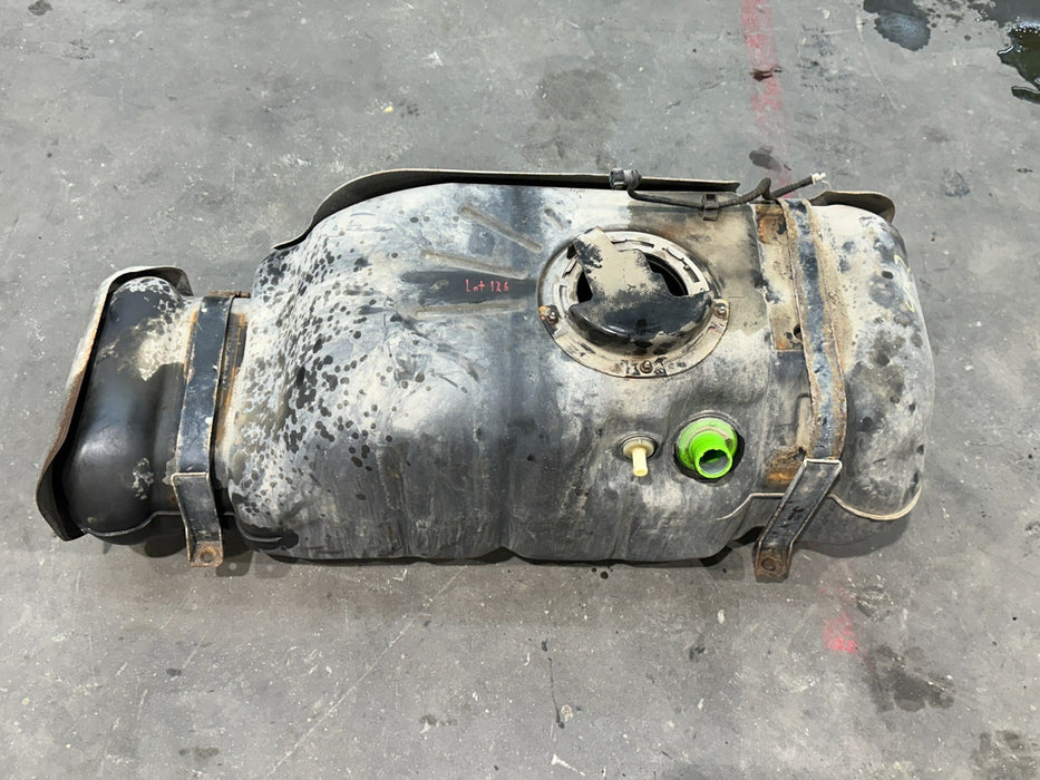 2016 NISSAN TITAN XD FUEL TANK OEM (LOCAL PICKUP)