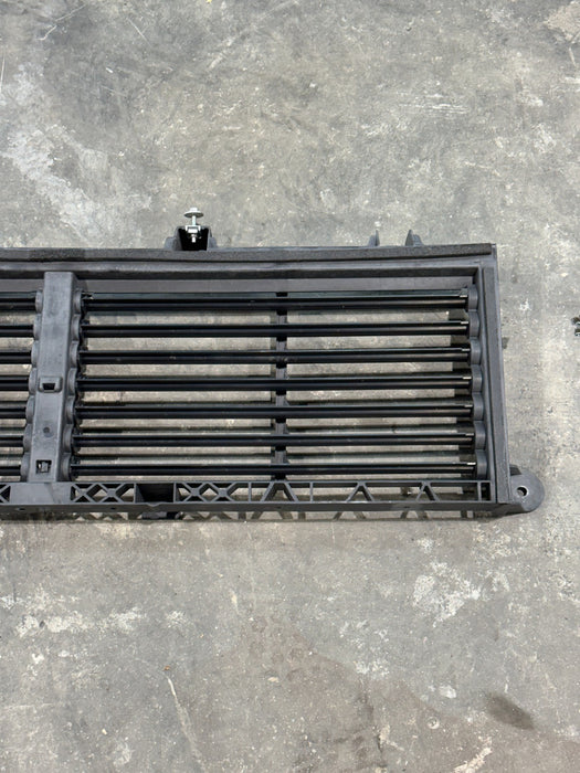 2021 RAM 2500 LARAMIE RADIATOR SHUTTER ASSEMBLY OEM *FOR PARTS USE ONLY*