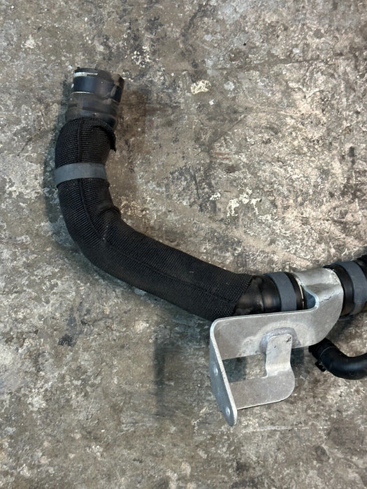 2014 AUDI R8 FRONT PASSENGER RIGHT COOLANT HOSE PIPE OEM 420 121 065 420121065