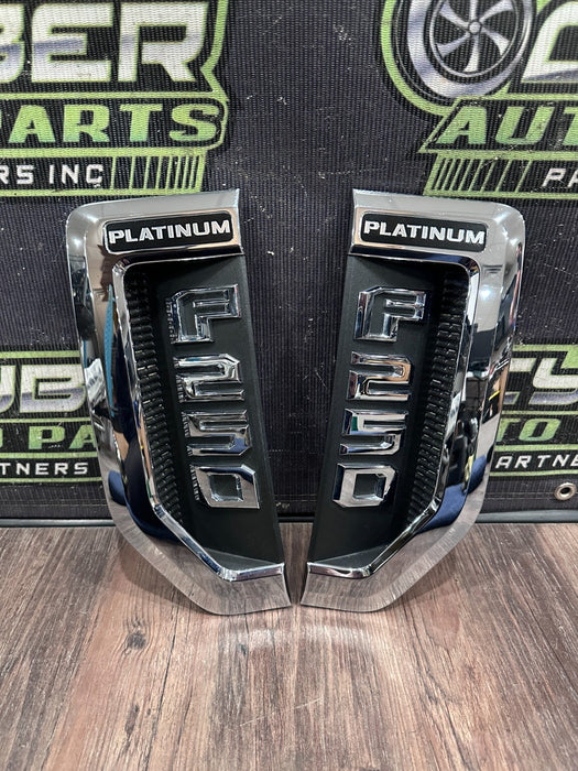 2017-2019 FORD F250 FRONT LEFT RIGHT PLATINUM CHROME FENDER EMBLEM BADGE OEM