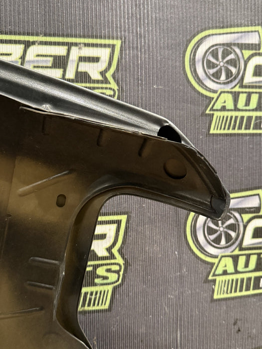 2017-2022 FORD F450 DUALLY LEFT FENDER OEM SILVER SPRUCE - BN *DAMAGE* (LOCAL PU