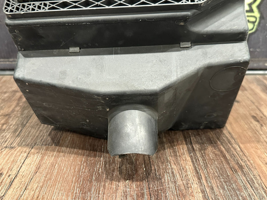 2017-18 AUDI R8 OUTLET INTAKE AIR DUCT MANIFOLD OEM 4S1 815 459