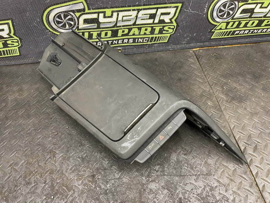 2017 AUDI R8 ARM REST/ STORAGE OEM 4S1-863-041