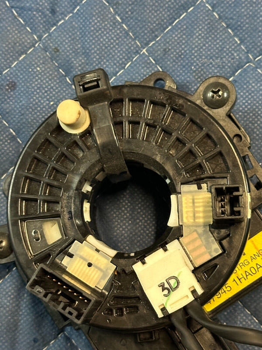 2016-2019 NISSAN TITAN XD STEERING WHEEL CLOCK SPRING OEM 47945 1HA0A R2