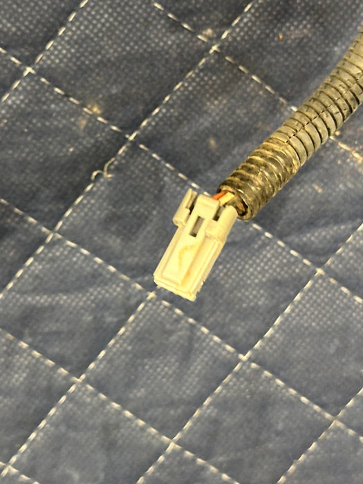 2017-2019 FORD F250 F350 F450 THIRD 3RD BRAKE LIGHT ASSEMBLY W PIGTAIL OEM