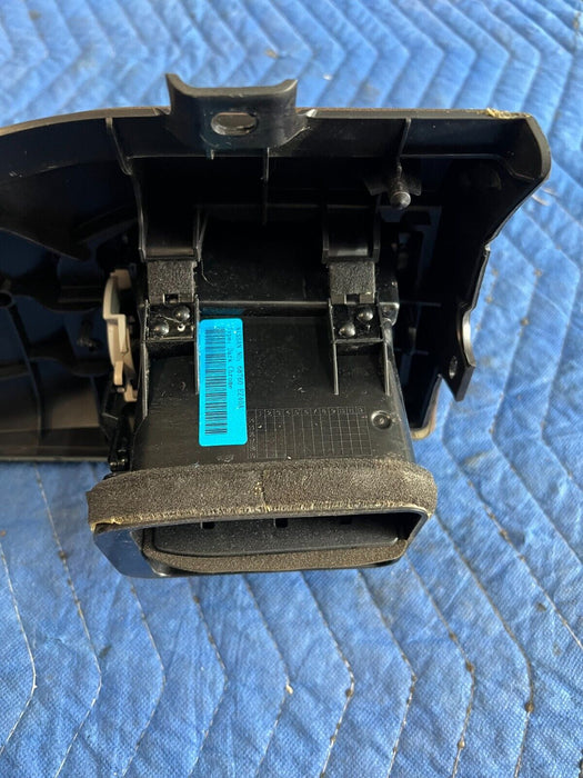 2016 2019 NISSAN TITAN XD FRONT RIGHT DASH PANEL FINISH MOLDING TRIM 68134EZ00A