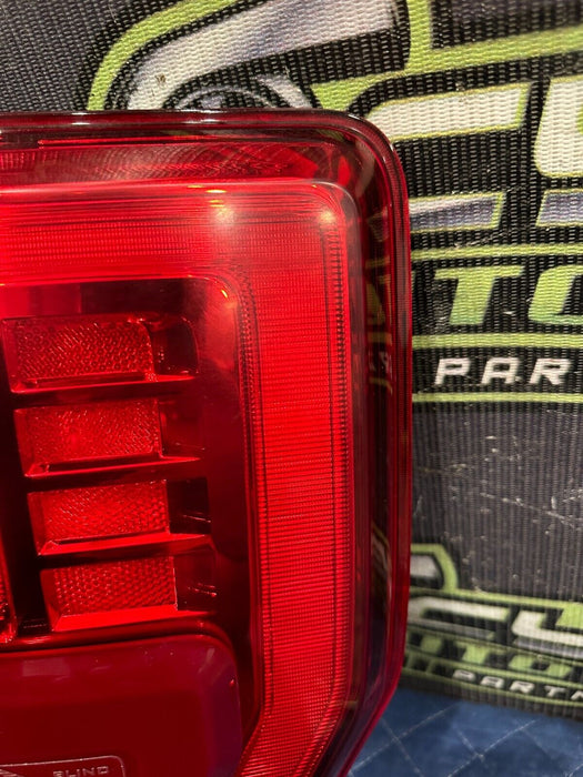 2017-2019 FORD F250 F350 F450 PASSENGER RIGHT BLISS LED TAIL LIGHT OEM  ~MINT~