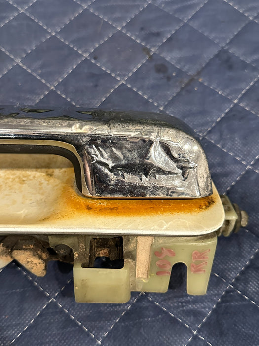 2017-2019 FORD F250 F350 REAR RIGHT DOOR HANDLE TRI COAT (UG) OEM *BURN DAMAGE*