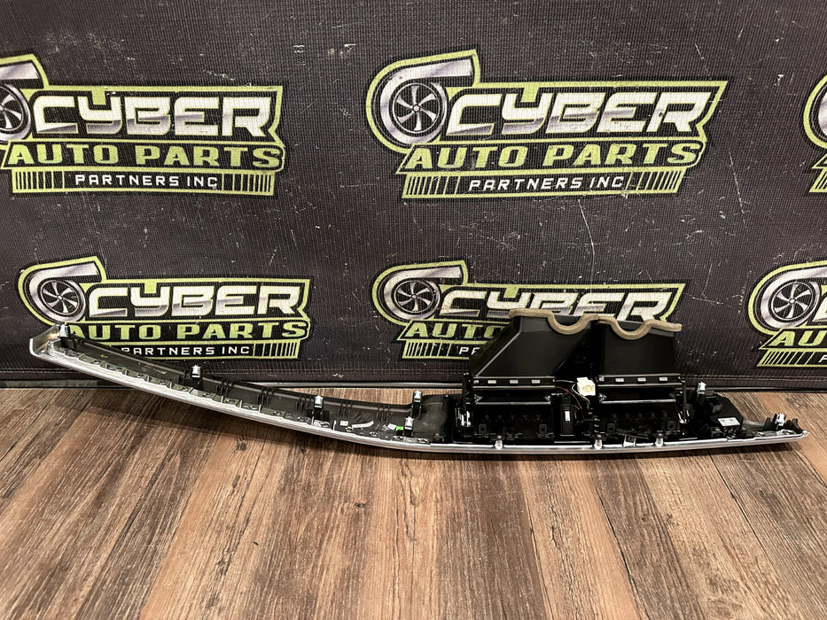 2011 BMW 550i F10 5 SERIES DASHBOARD DASH TRIM AIRVENT BEZEL OEM *READ!*