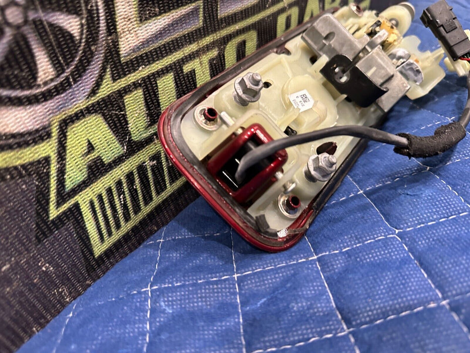 2017-2019 FORD F250 F350 F450 FRONT LEFT RUBY RED W/ CHROME HANDLE DOOR HANDLE