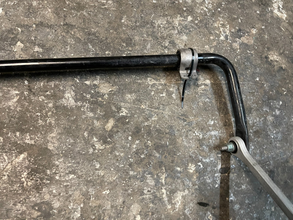 2017 - 2021 AUDI R8 V10 REAR SUSPENSION SWAY STABILIZER BAR OEM