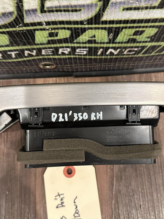 2017-2020 FORD F250 F350 F450 PASSENGER RIGHT DASH AIR VENT OEM *READ*