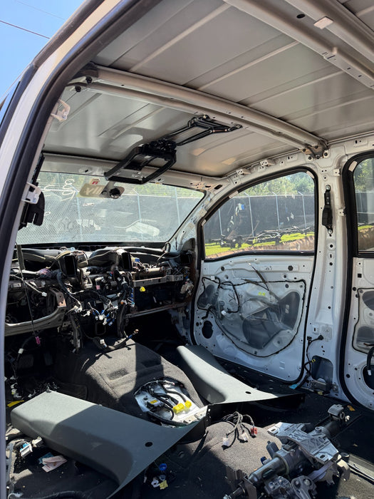 2016 2017 2018 2019 NISSAN TITAN XD DIESEL 4X4 CREW CAB WITH DOORS AND HOOD