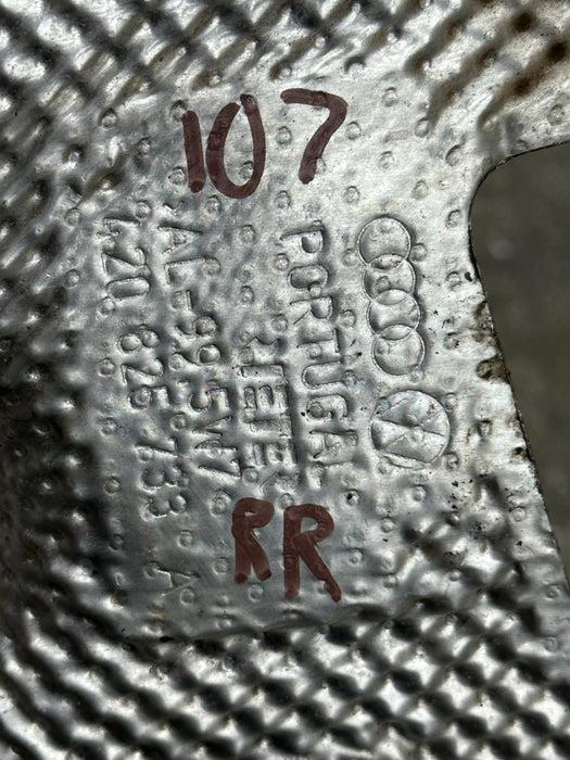 2014 AUDI R8 PASSENGER RIGHT RH REAR LOWER HEAT SHIELD 420 825 733 A OEM