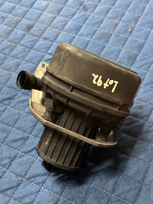2014 AUDI R8 4.2L V10 OEM SECONDARY AIR INJECTION PUMP