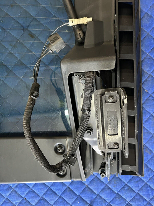 2012 AUDI R8 REAR HATCH DECK TRUNK LID & WINDSHIELD GLASS ASSEMBLY OEM