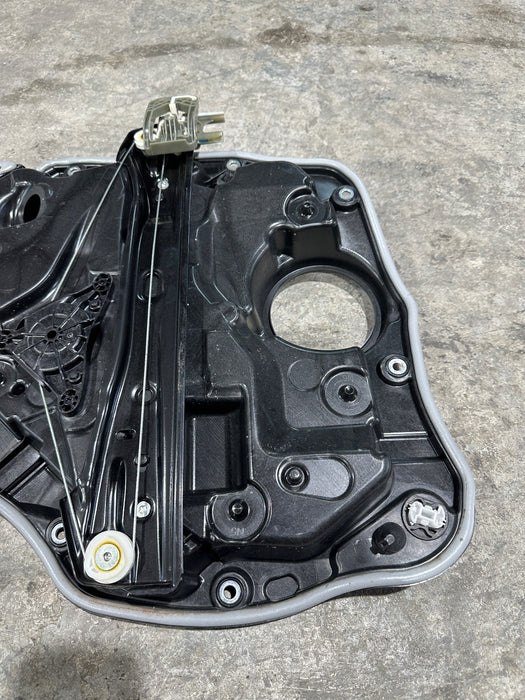 2024 BMW M3 M4 G80 G82 REAR RIGHT DOOR WINDOW REGULATOR PANEL OEM 743223617