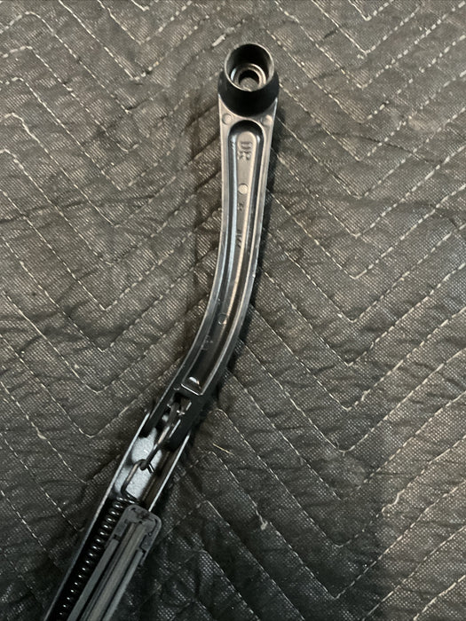 2015 DODGE CHALLENGER HELLCAT SRT WINDSHIELD WIPER LEFT DRIVER OEM