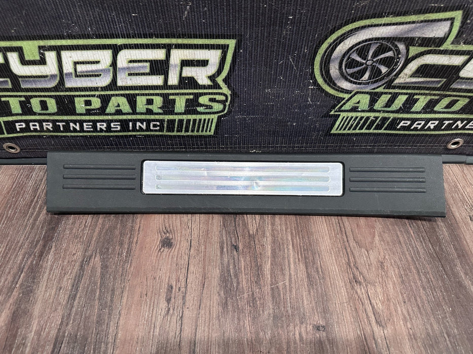 2017 NISSAN TITAN XD RESERVE FRONT REAR DOOR SILL KICK PLATE SET OEM *WEAR/READ*
