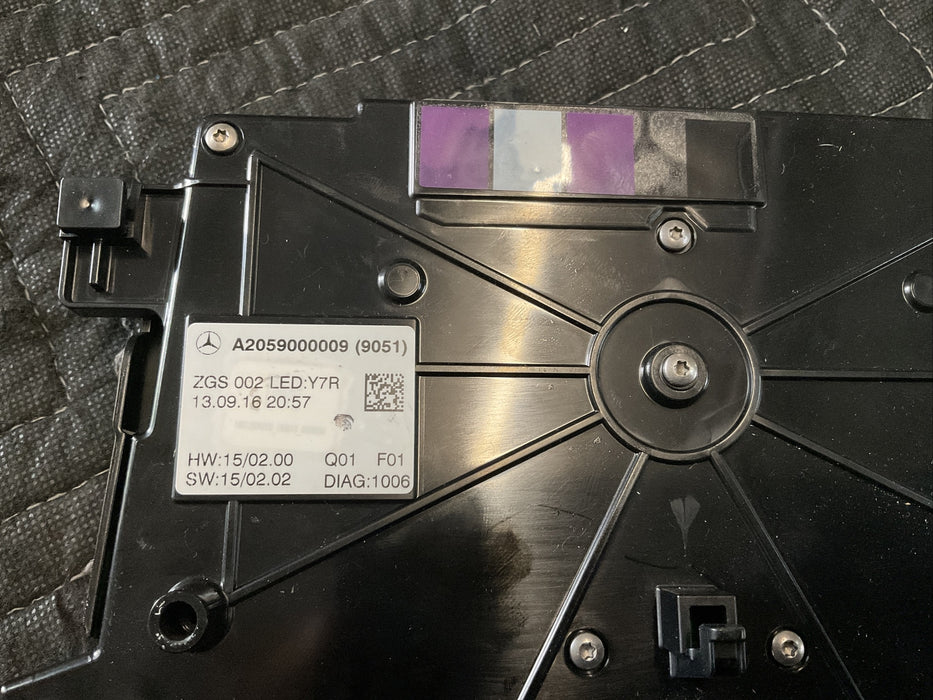 2017 MERCEDES-BENZ C63 AMG CABRIOLET MAP LAMP ASSEMBLY OEM 205-900-00-09-9051