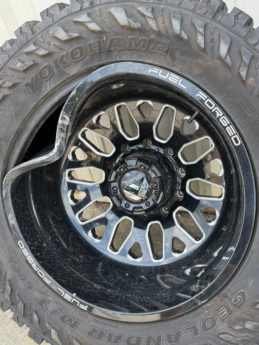 10X225 FORD F450 REAR FUEL FORGED FF19D WHEEL 22X8.25" 37" YOKOHAMA TIRE *BENT*