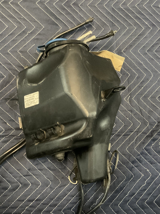 2014 MERCEDES S550 WINDSHIELD WASHER TANK ASSEMBLY  OEM