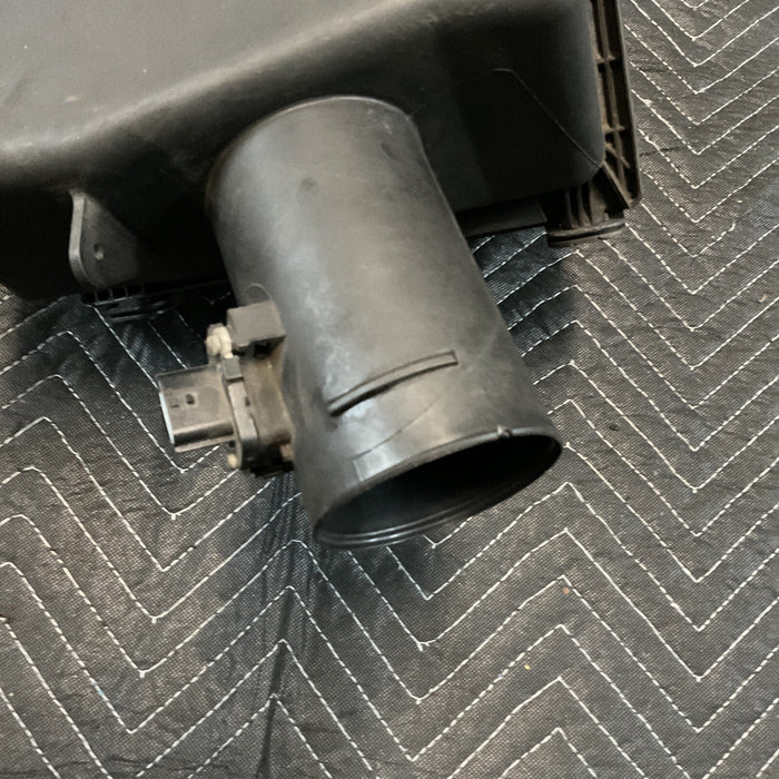2010 NISSAN TITAN XD AIR CLEANER BOX W/O FILTER OEM Nissan ZE00B