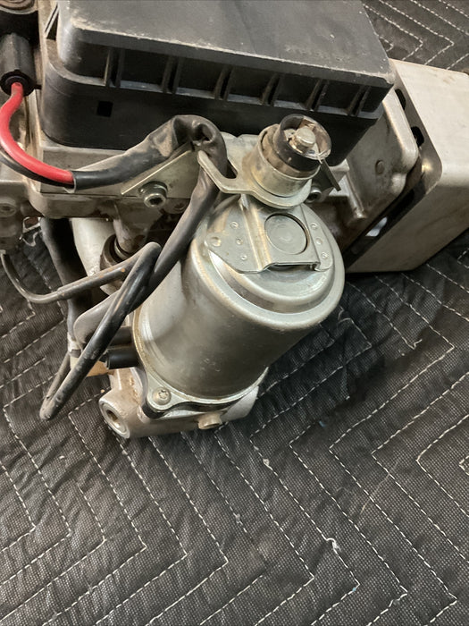 2017 NISSAN TITAN XD ANTI-LOCK ABS PUMP BRAKE BOOSTER MASTER CYLINDER OEM