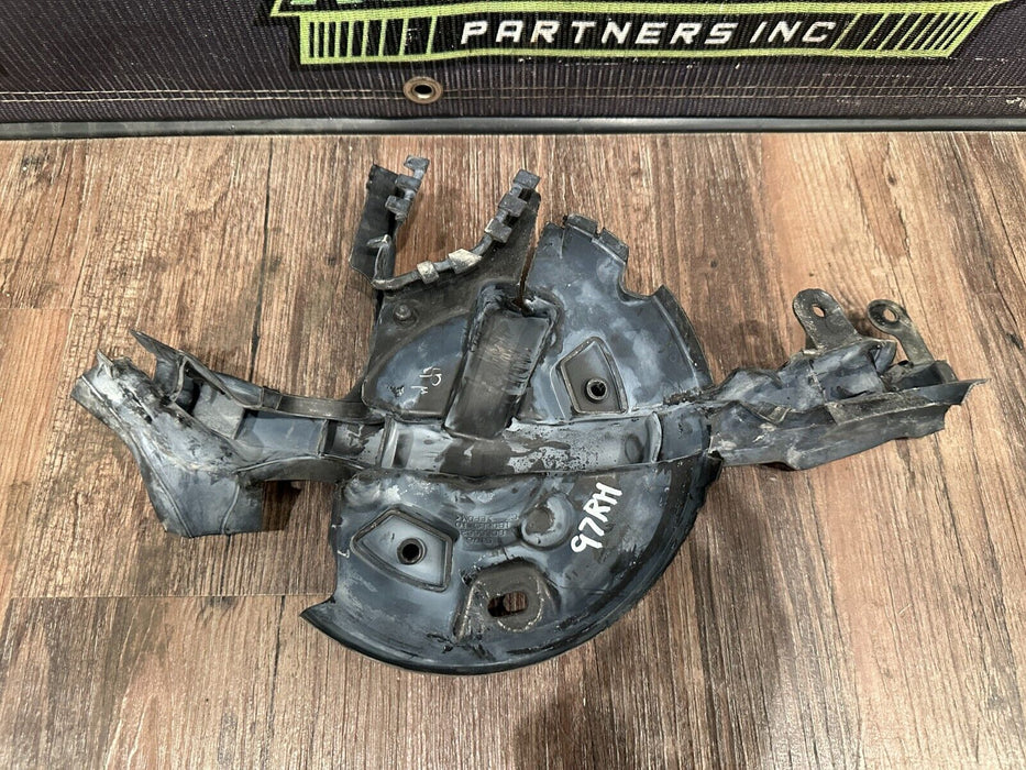 2020 BMW M4 F82 ENGINE HOOD RIGHT RUBBER SEAL OEM 5176 8066662