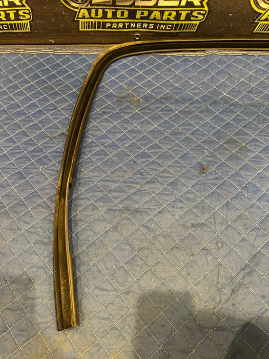 2012-2018 DODGE RAM REAR RIGHT DOOR SEAL OEM 55372136