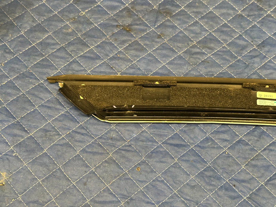 2018 AUDI R8 SPYDER WINDSHIELD RIGHT TRIM PANEL OEM 4S7 853 266 *FLAWS 3,4,7*