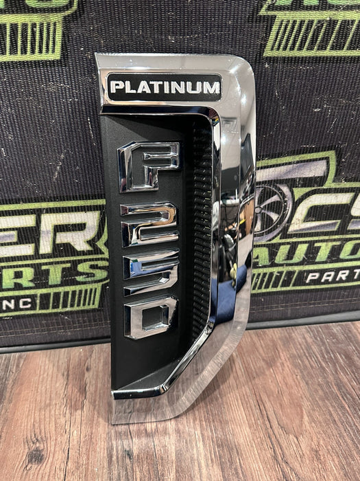 2017-2019 FORD F250 PASSENGER RIGHT PLATINUM CHROME FENDER EMBLEM BADGE OEM