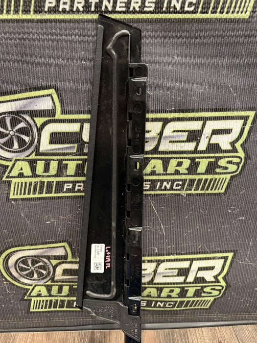 2024 BMW M3 M4 G80 G82 FRONT LEFT EXTERIOR DOOR B PILLAR OEM 145273-10