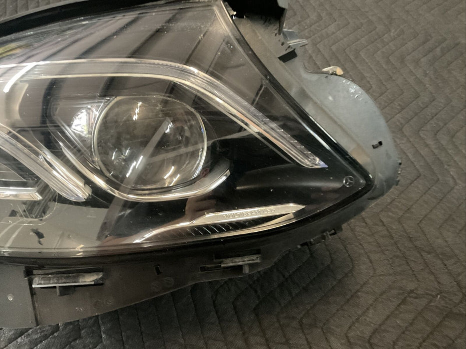 2017-2022 MERCEDES-BENZ E63 AMG W213 FRONT RIGHT SEDAN LED HEADLIGHT OEM