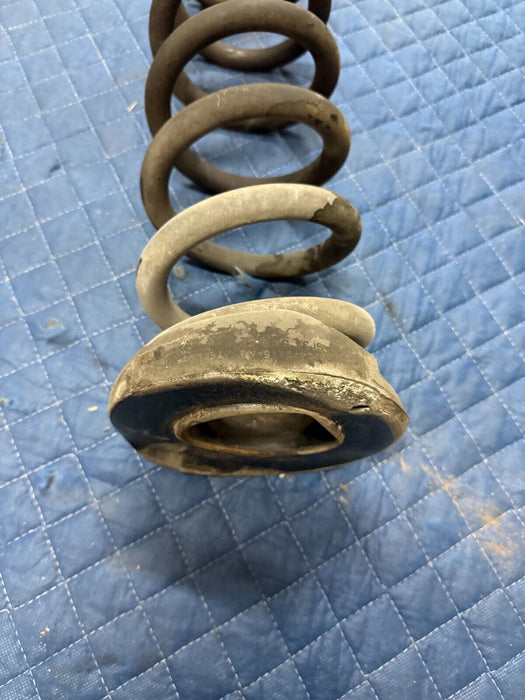 2017 2018 2019 FORD F450 PLATINUM FRONT DRIVER LEFT COIL SPRING OEM