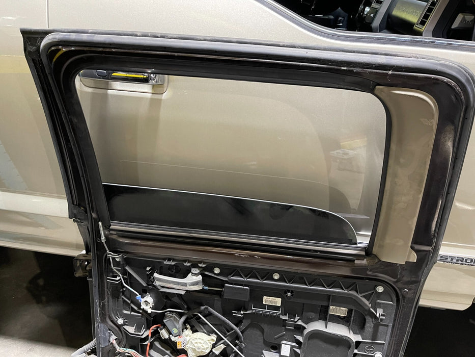 2010-2018 DODGE RAM 1500 2500 3500 4500 5500 REAR RIGHT PASSENGER DOOR OEM