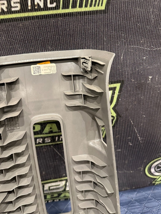 2017-2019 FORD F250 F350 F450 LEFT GRAY UPPER B PILLAR TRIM OEM~SCRATCHES~