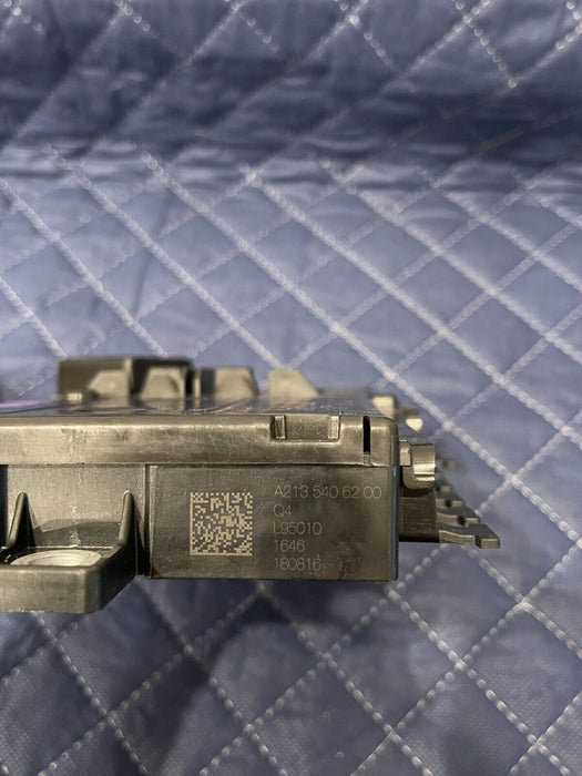 2019 MERCEDES-BENZ E63S AMG FUSE BOX CONTROL UNIT OEM 213 540 62 00