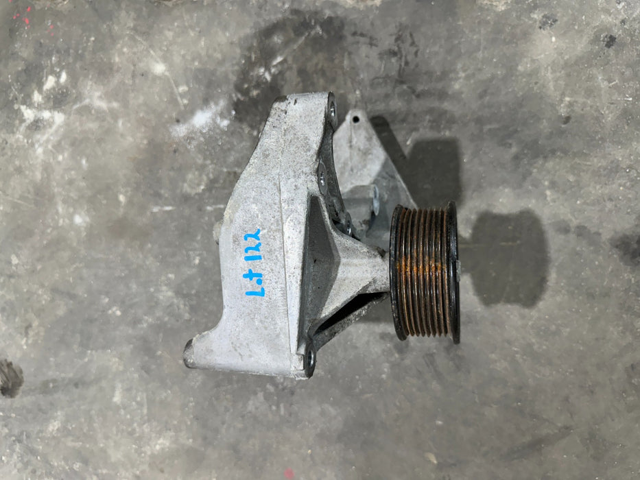 2017-2019 FORD F350 F450 6.7L DIESEL ALTERNATOR MOUNTING BRACKET OEM HC3Q-8D611